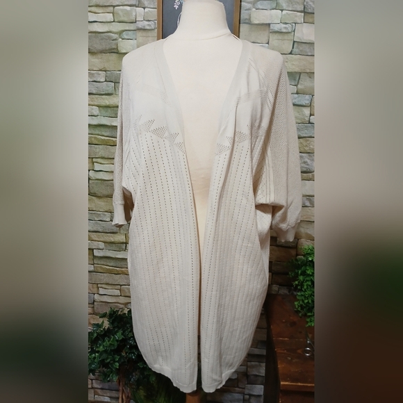 Esperanza Oatmeal Beige Short Sleeve Cardigan Laser Cut Design 3X Cottagecore - Picture 1 of 4